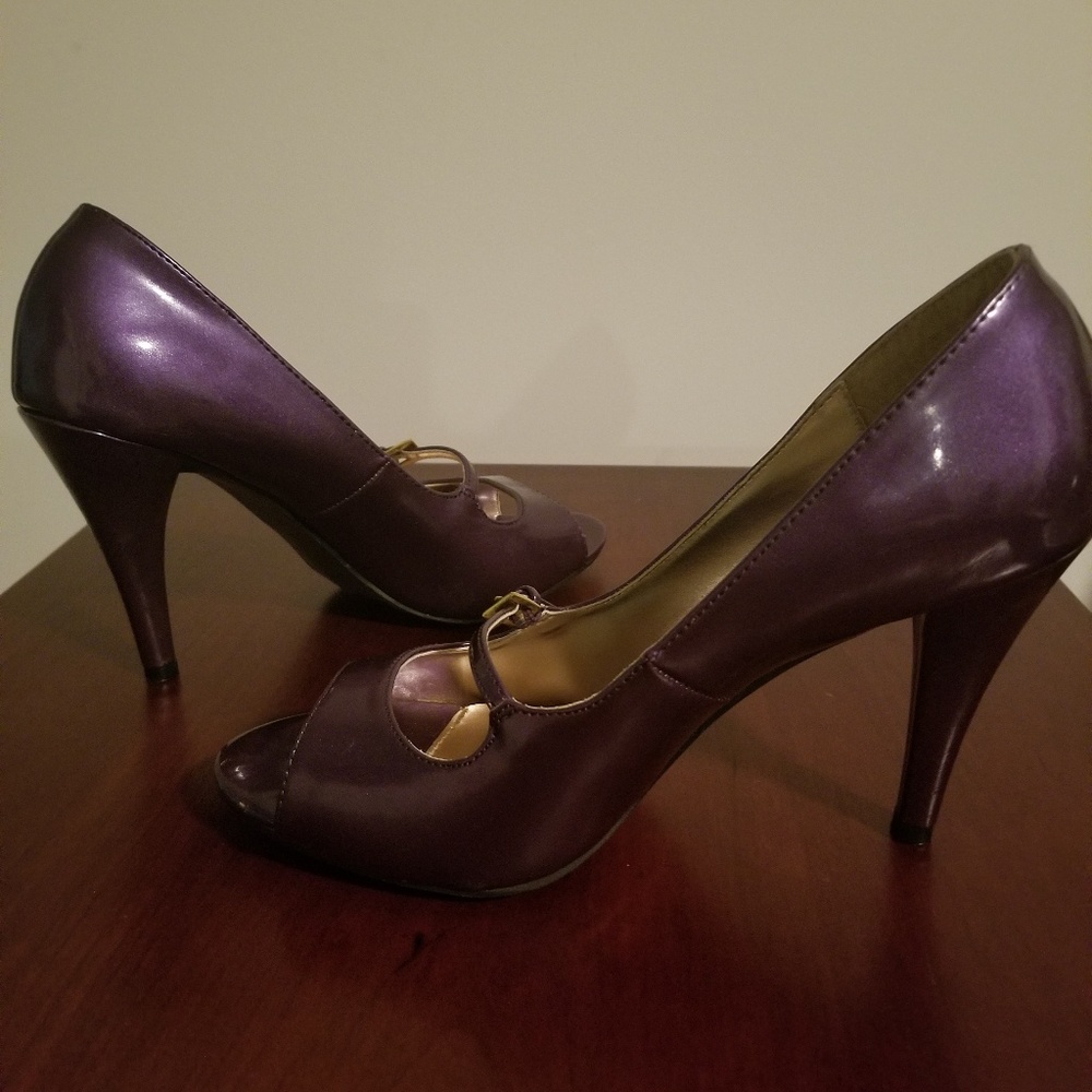 Charlotte Russe Purple Patent Leather Shoes Size 9
